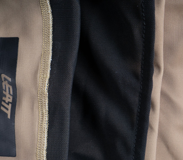 Велотрусы Leatt MTB Endurance 5.0 Cargo Shorts (2026) - 2